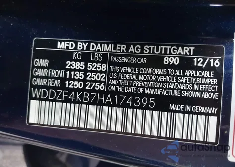 2017 Mercedes-Benz E 300 4Matic z USA, uszkodzony, nr VIN WDDZF4KB7HA174395